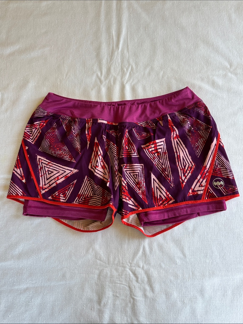 Janji 2-in-1 Pace Short Triangle L